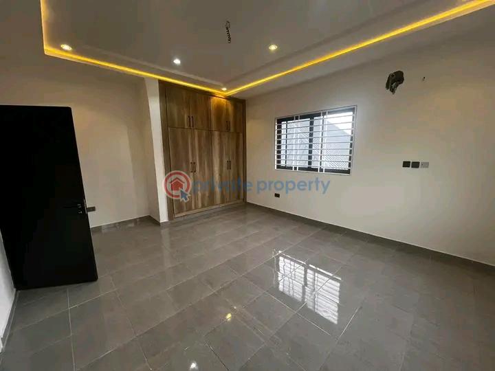 4 bedroom House For Sale Pantang Adenta Municipal Accra - 10
