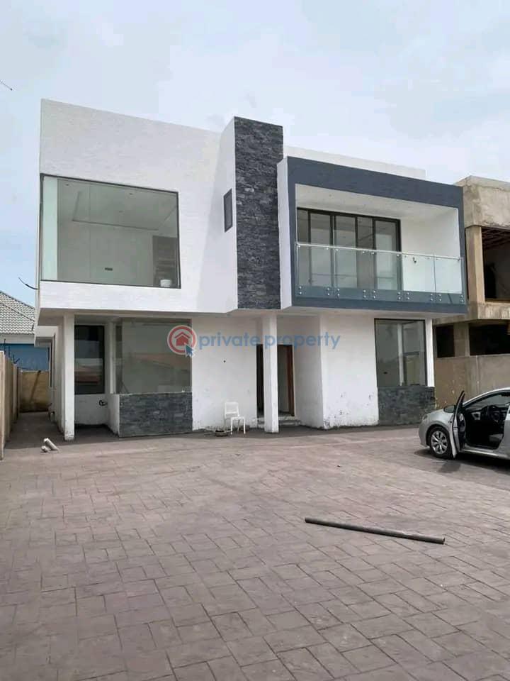 4 bedroom Townhouse For Sale School Junction Ashaley Botwe Adenta Municipal Accra - 0