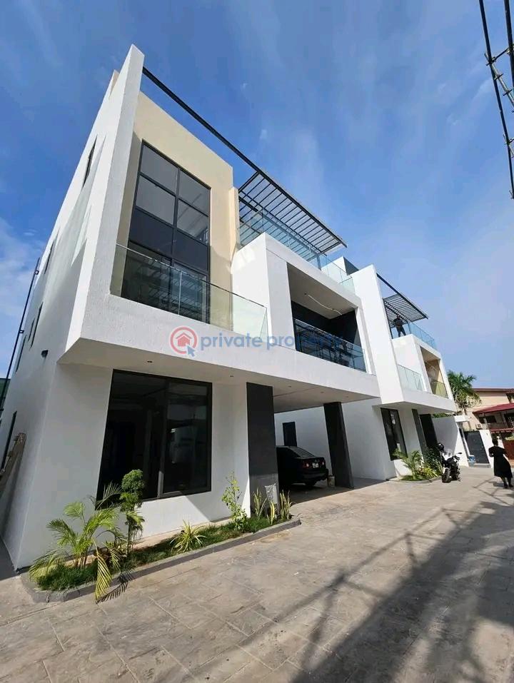 4 bedroom Townhouse For Sale Cantonments Accra - 0