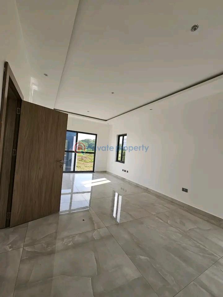 4 bedroom Townhouse For Sale Cantonments Accra - 8