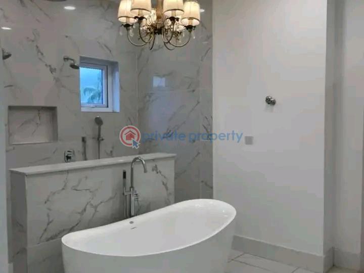 4 bedroom House For Sale East Airport Airport Residential Area Accra - 7