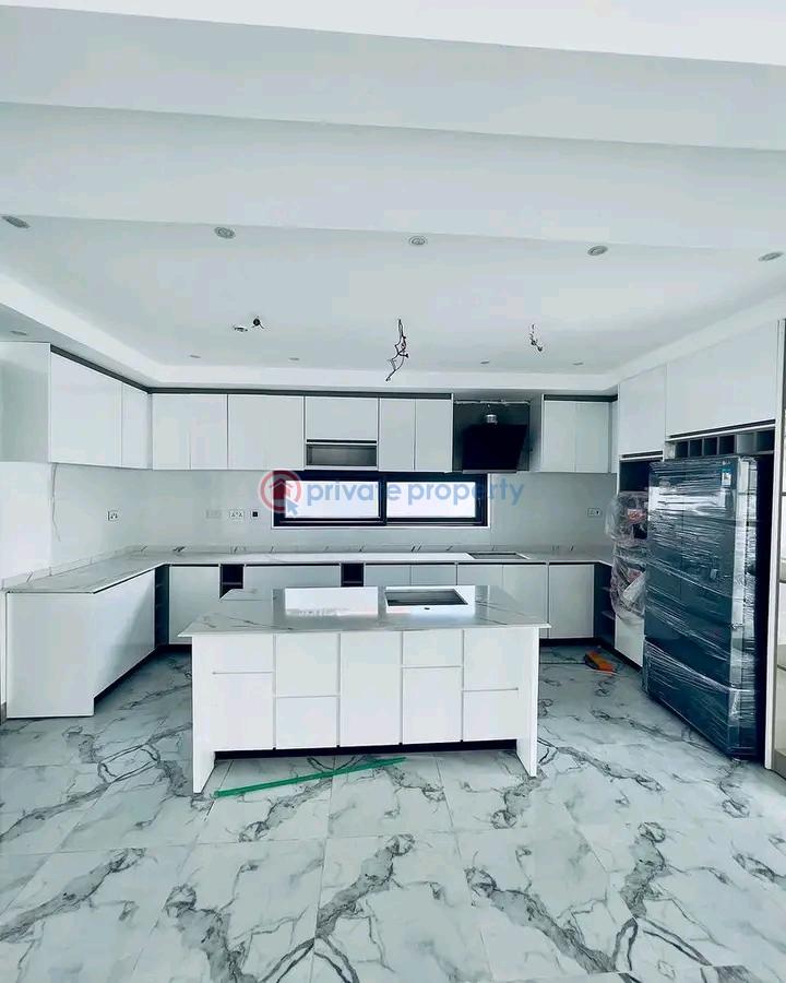 4 bedroom House For Sale East Legon Accra - 3