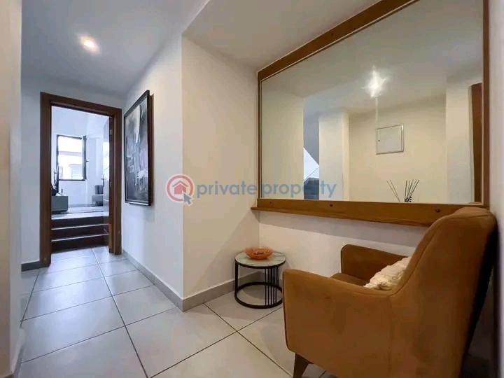 4 bedroom Townhouse For Sale Cantonments Accra - 11