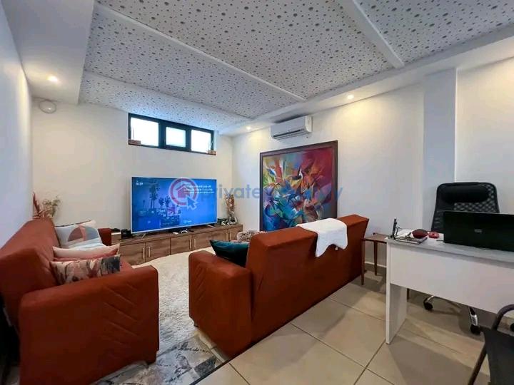 4 bedroom Townhouse For Sale Cantonments Accra - 10