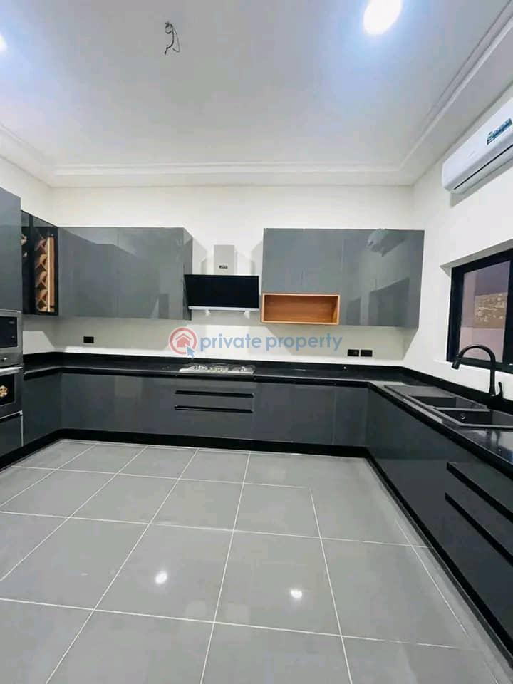 4 bedroom House For Sale Lakeside Estates. Adenta Municipal Accra - 4
