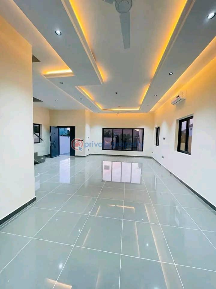 4 bedroom House For Sale Lakeside Estates. Adenta Municipal Accra - 2