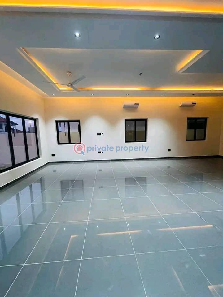 4 bedroom House For Sale Lakeside Estates. Adenta Municipal Accra - 11
