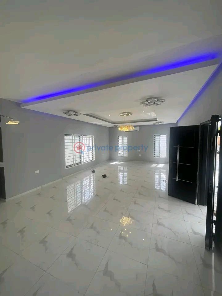 4 bedroom House For Sale Spintex Accra - 6