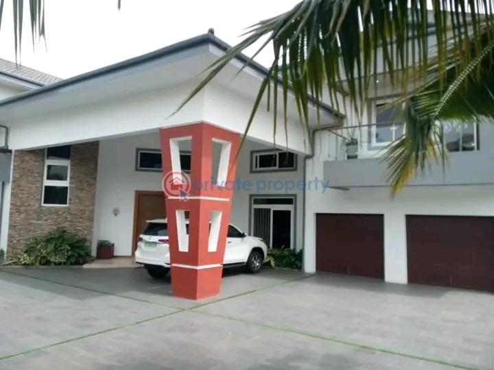 4 bedroom Townhouse For Sale Airport Hill's Airport Residential Area Accra - 4
