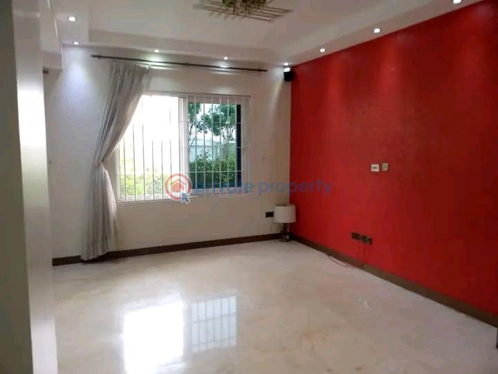 4 bedroom Townhouse For Sale Airport Hill's Airport Residential Area Accra - 2