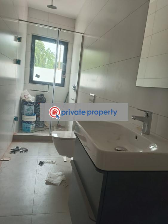 5 bedroom Detached Duplex For Sale East Legon Accra - 14