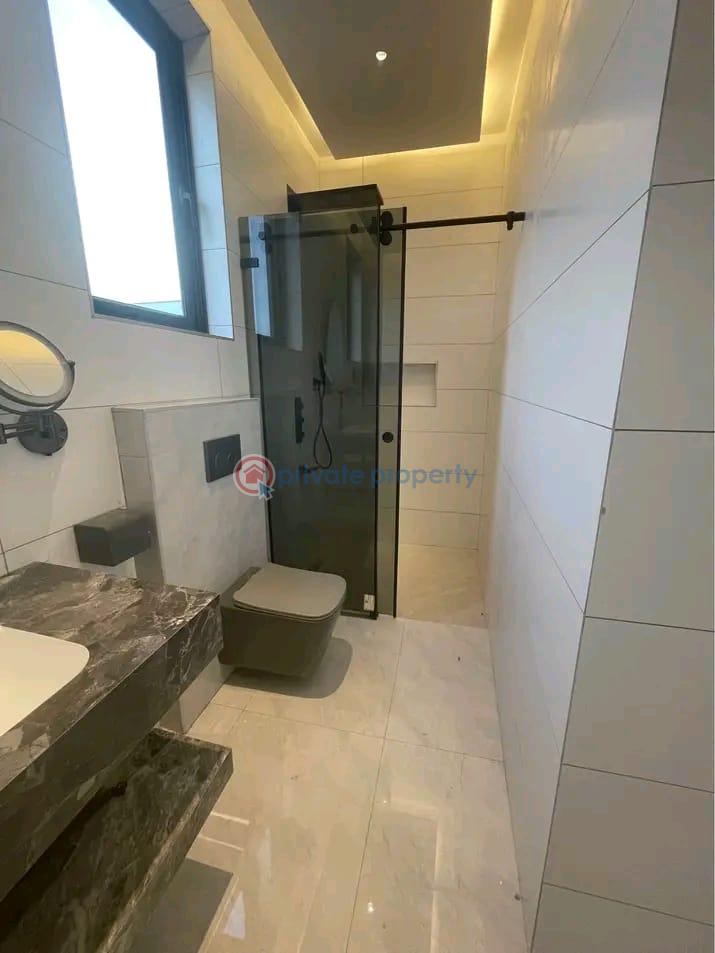 5 bedroom House For Sale East Airport Airport Residential Area Accra - 6