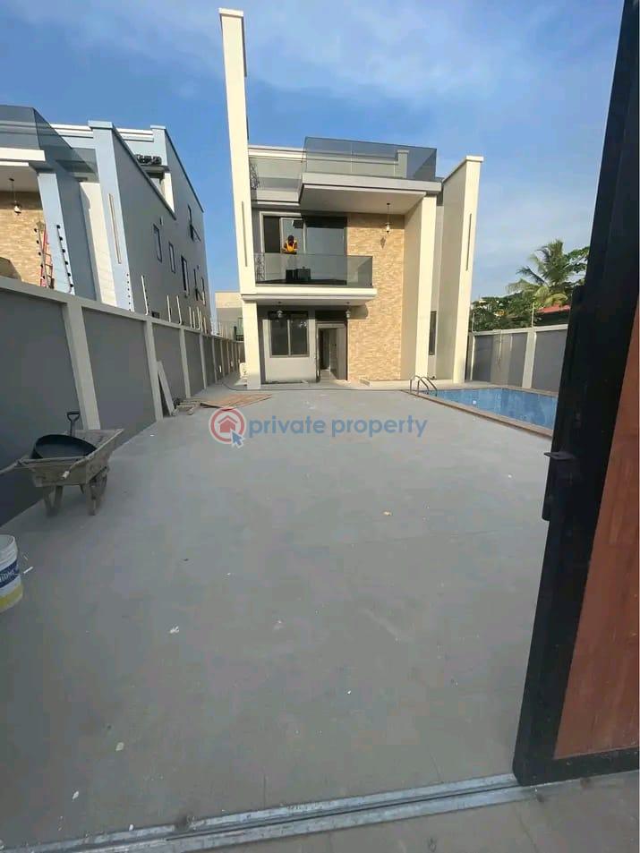5 bedroom House For Sale East Airport Airport Residential Area Accra - 0