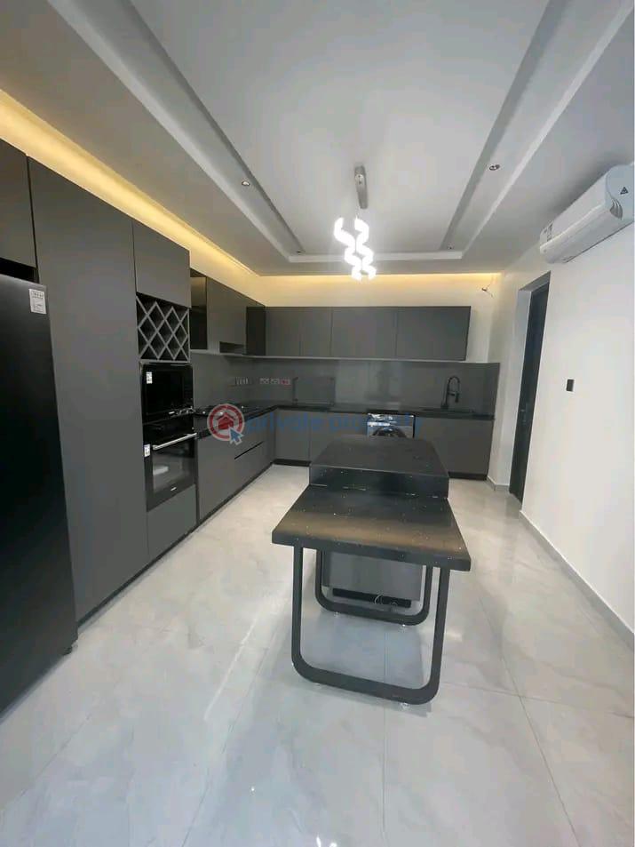 5 bedroom House For Sale East Airport Airport Residential Area Accra - 3