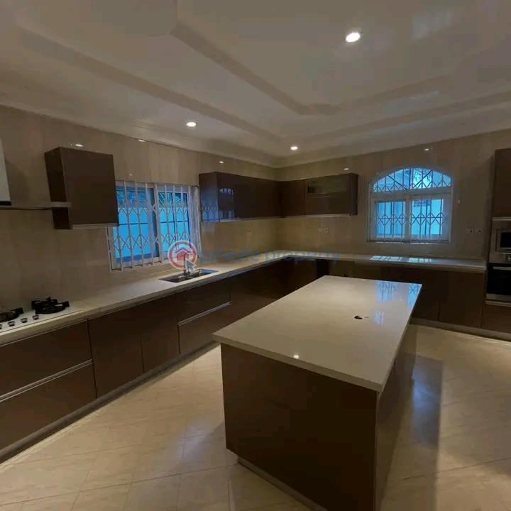5 bedroom House For Rent East Legon Accra - 8