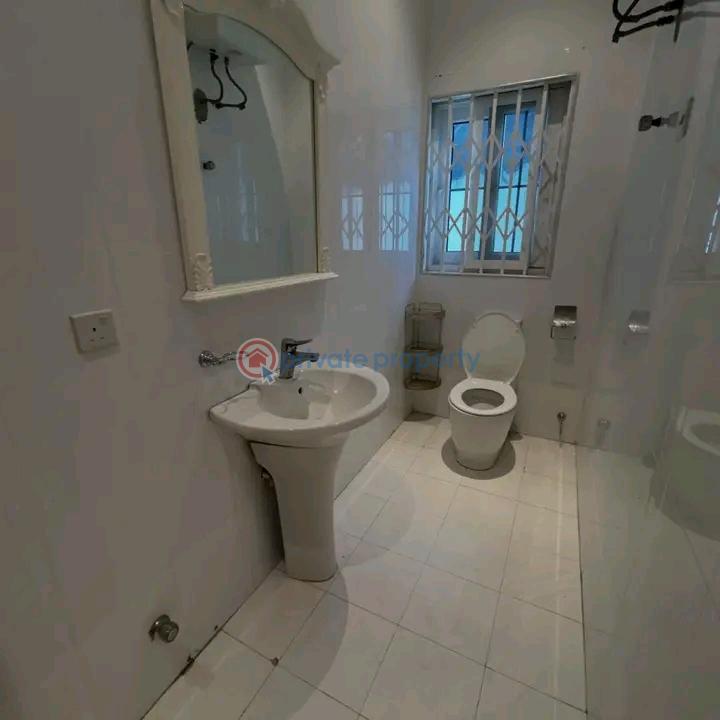 5 bedroom House For Rent East Legon Accra - 12