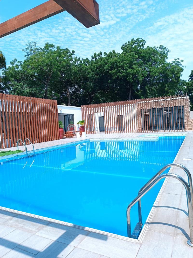 5 bedroom Townhouse For Sale North Ridge Accra - 18
