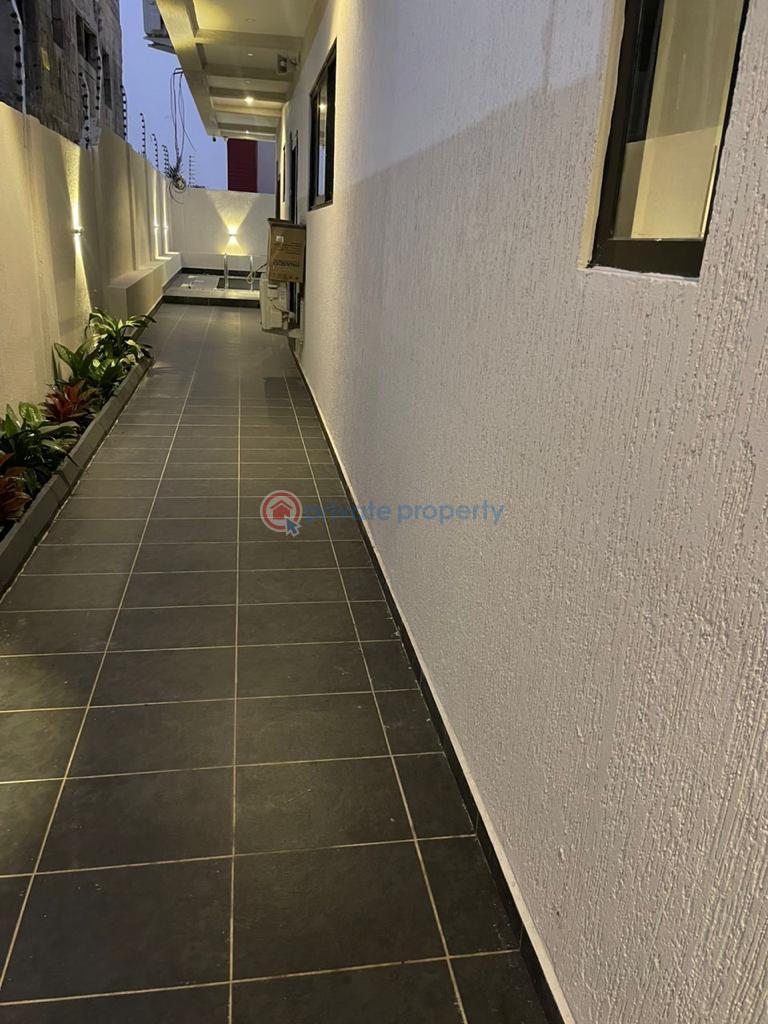 5 bedroom House For Sale Adenta Adenta Municipal Accra - 8