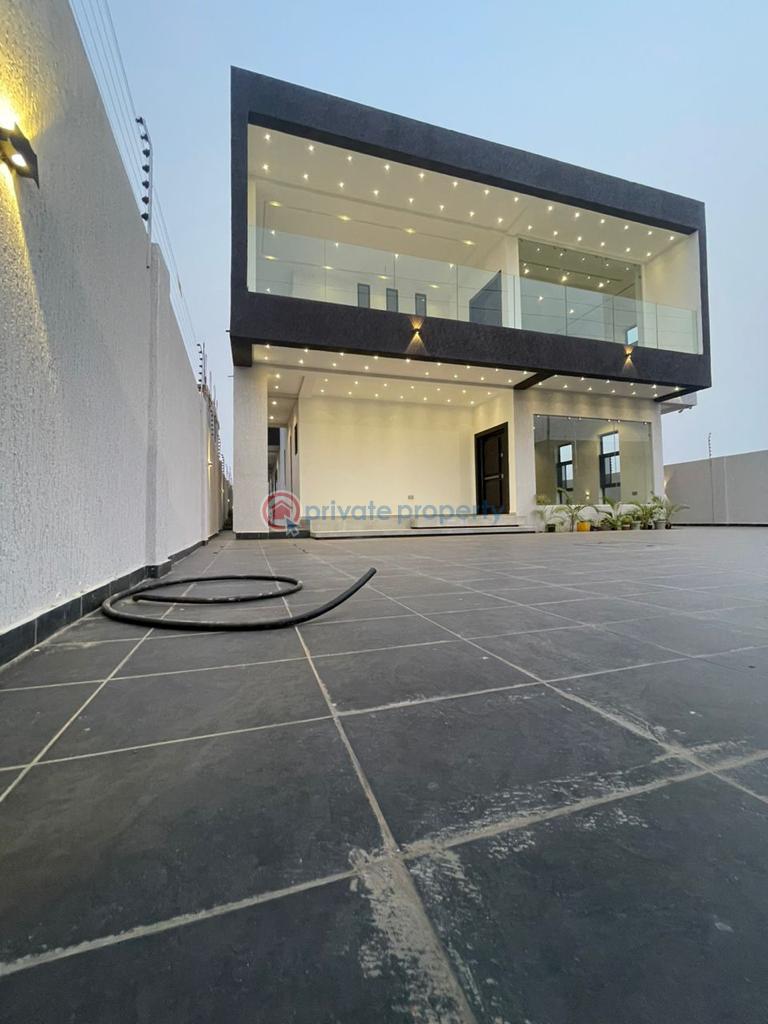 5 bedroom House For Sale Adenta Adenta Municipal Accra - 2