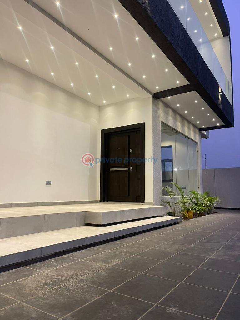 5 bedroom House For Sale Adenta Adenta Municipal Accra - 9
