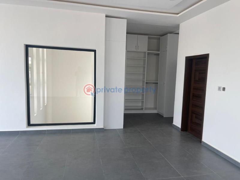 5 bedroom House For Sale Adenta Adenta Municipal Accra - 24