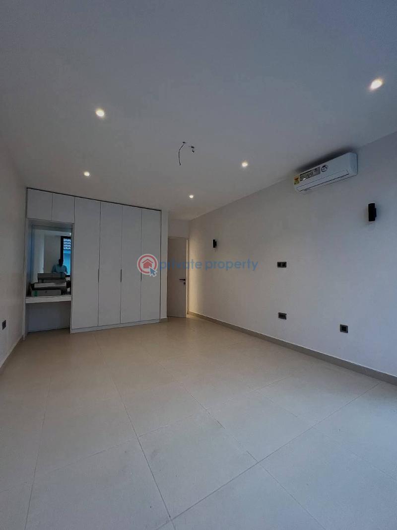 5 bedroom House For Sale Tse Addo Accra - 5