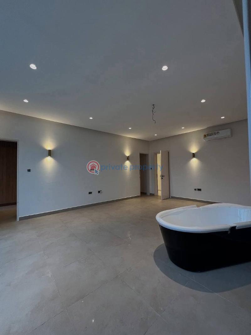 5 bedroom House For Sale Tse Addo Accra - 14