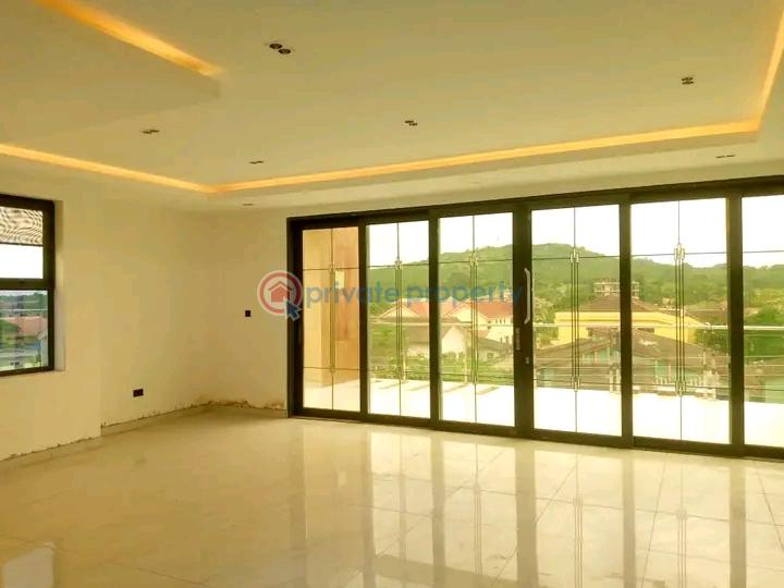5 bedroom Townhouse For Sale Westland Ga East Municipal Accra - 5