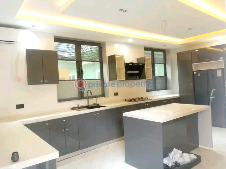 5 bedroom Townhouse For Sale Westland Ga East Municipal Accra - 2