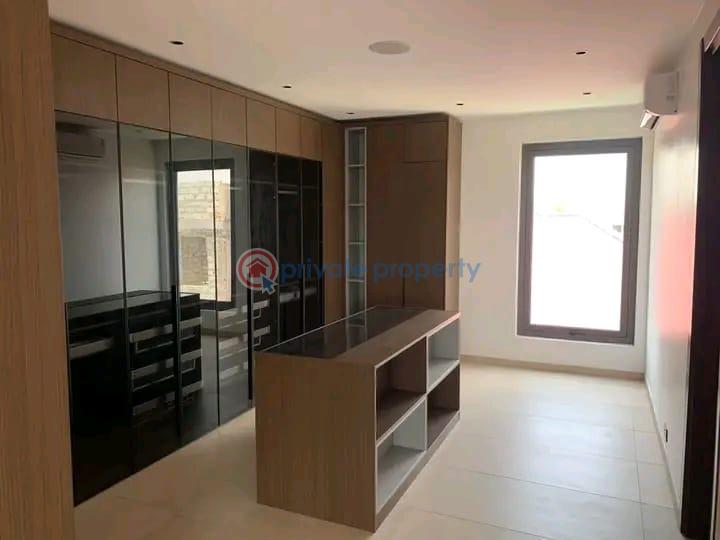 5 bedroom Townhouse For Sale Adjiringanor East Legon Accra - 6