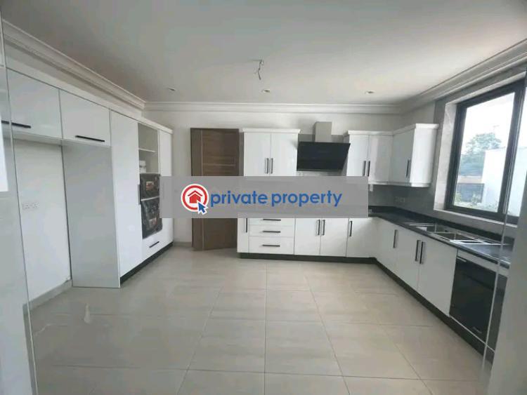 5 bedroom Townhouse For Sale &nbsp;american House East Legon Accra - 6