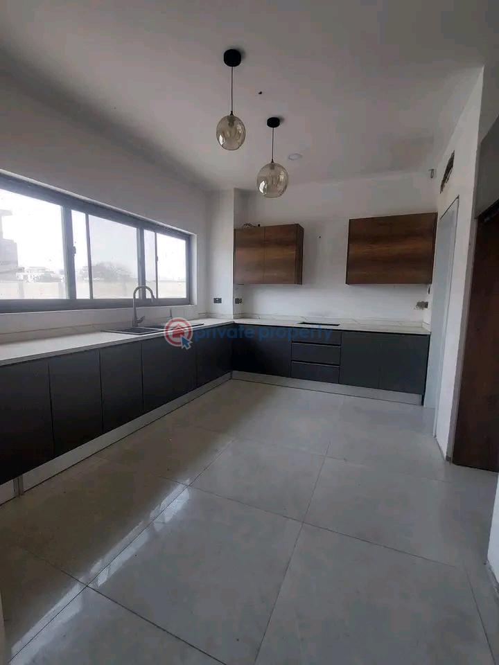 5 bedroom Townhouse For Sale Tse Addo Accra - 2