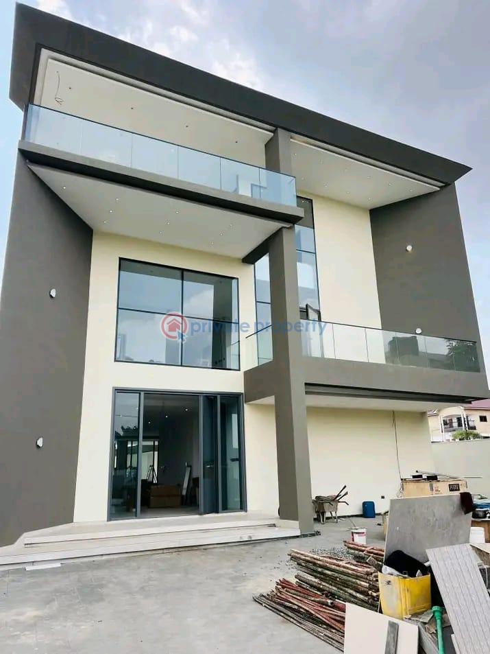 6 bedroom Townhouse For Sale East Legon Accra - 0