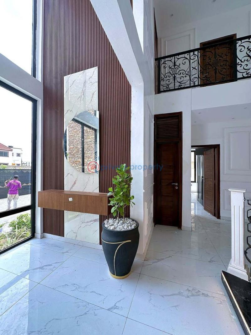 7 bedroom House For Sale Trassacco Springs East Legon Accra - 4