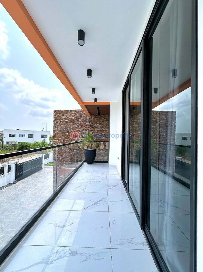 7 bedroom House For Sale Trassacco Springs East Legon Accra - 15