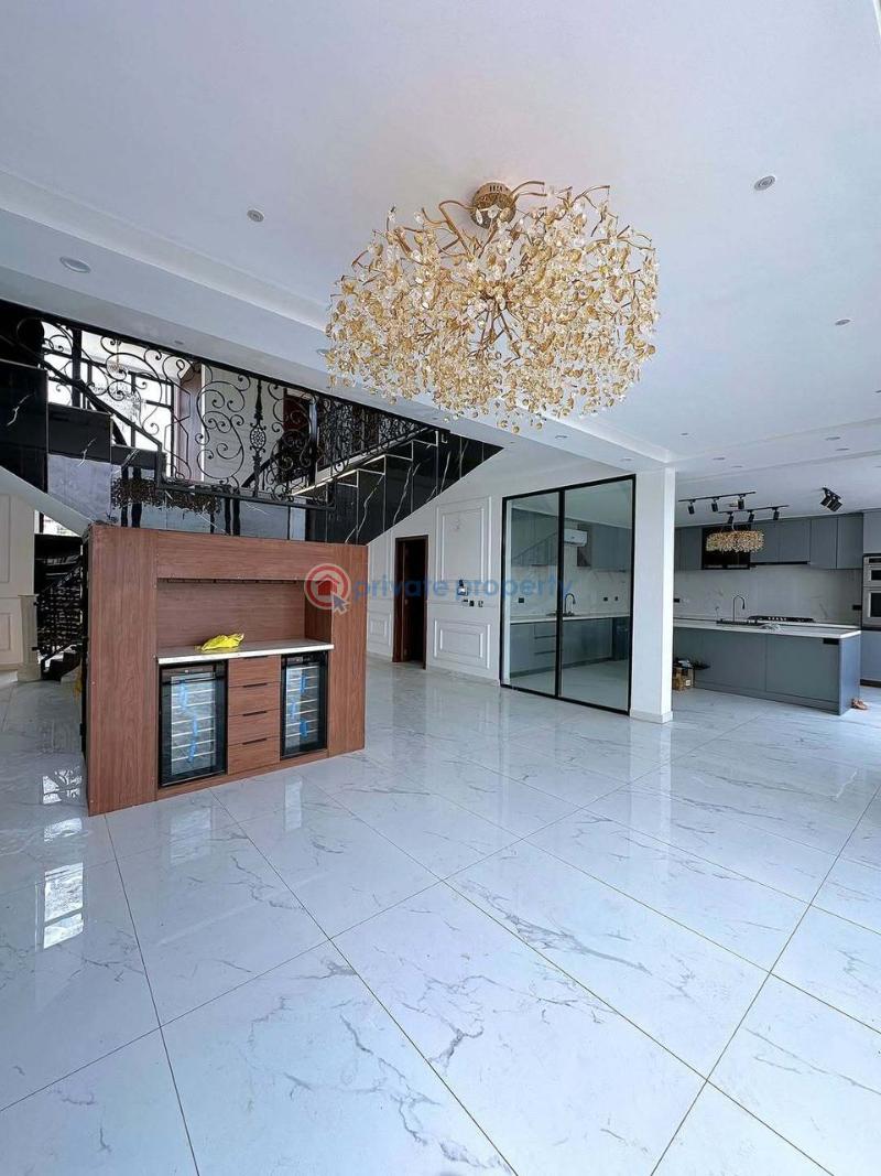 7 bedroom House For Sale Trassacco Springs East Legon Accra - 5