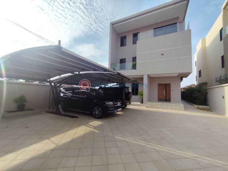 7 bedroom House For Rent American House Adjiriganor East Legon Accra - 0