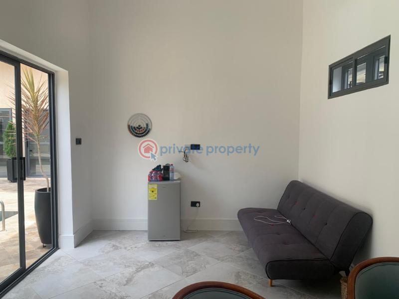 8 bedroom House For Sale Labone La Dade Kotopon Municipal Accra - 10