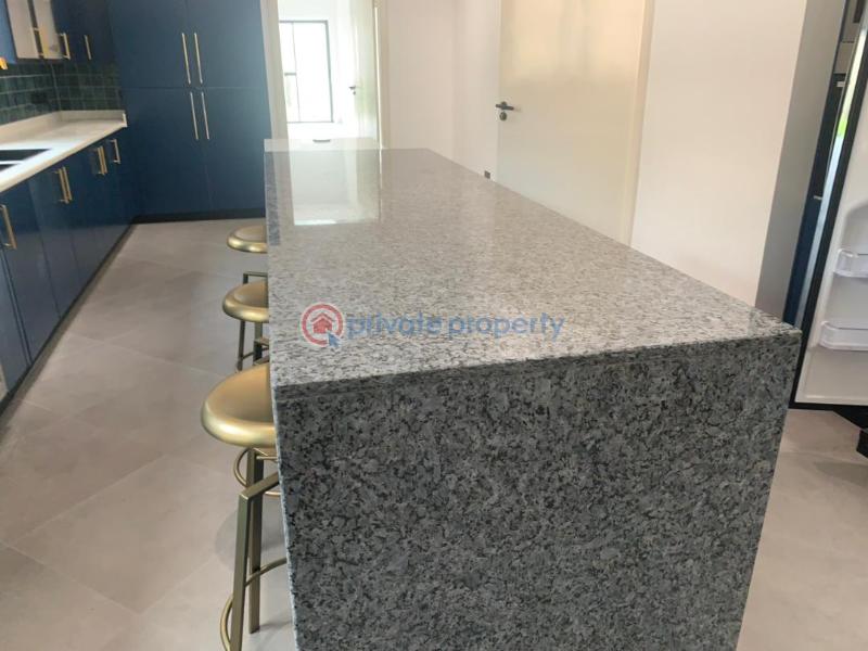 8 bedroom House For Sale Labone La Dade Kotopon Municipal Accra - 18