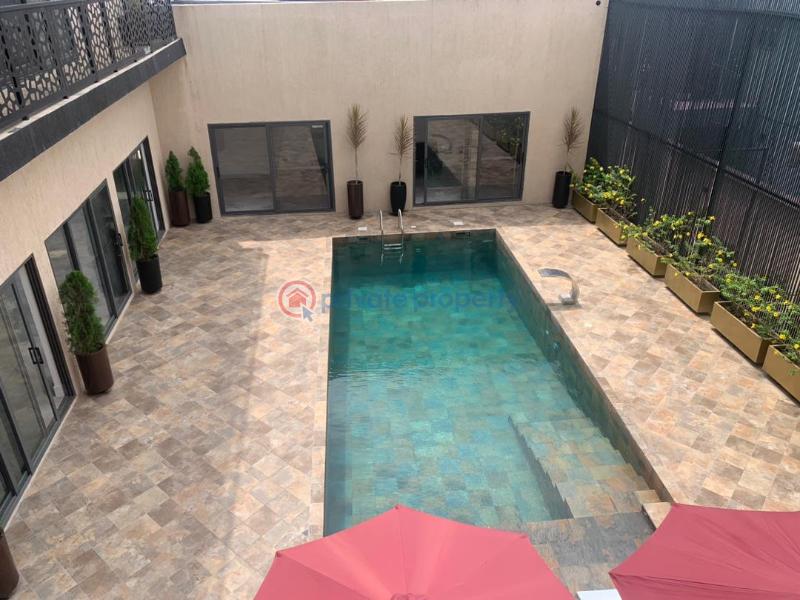 8 bedroom House For Sale Labone La Dade Kotopon Municipal Accra - 32