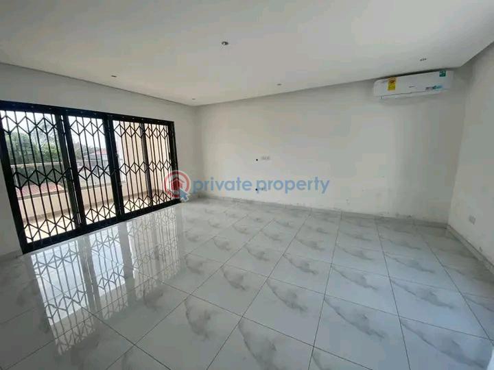 6 bedroom Townhouse For Sale Adjiringanor East Legon Accra - 4