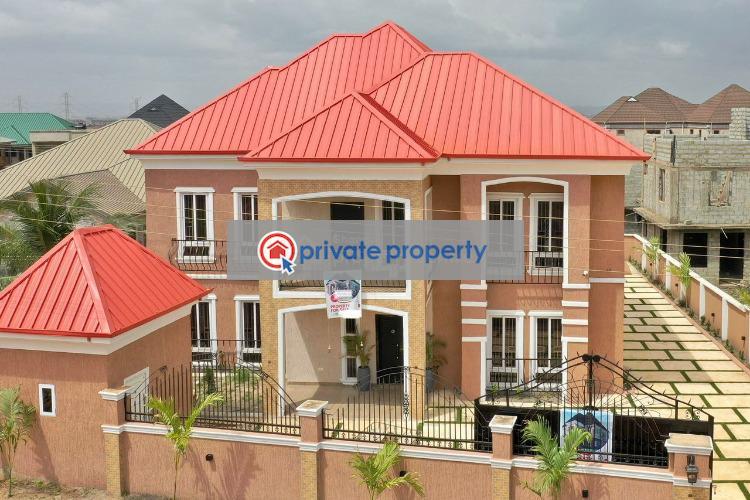 7 bedroom House For Sale &nbsp;community 26 Tema Accra - 0