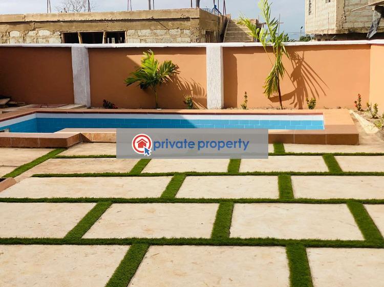 7 bedroom House For Sale &nbsp;community 26 Tema Accra - 12
