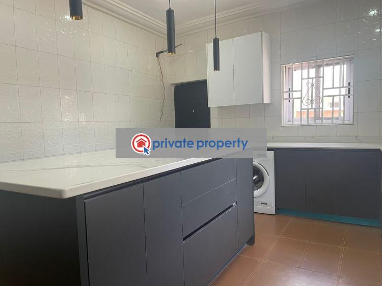 7 bedroom House For Sale &nbsp;community 26 Tema Accra - 17