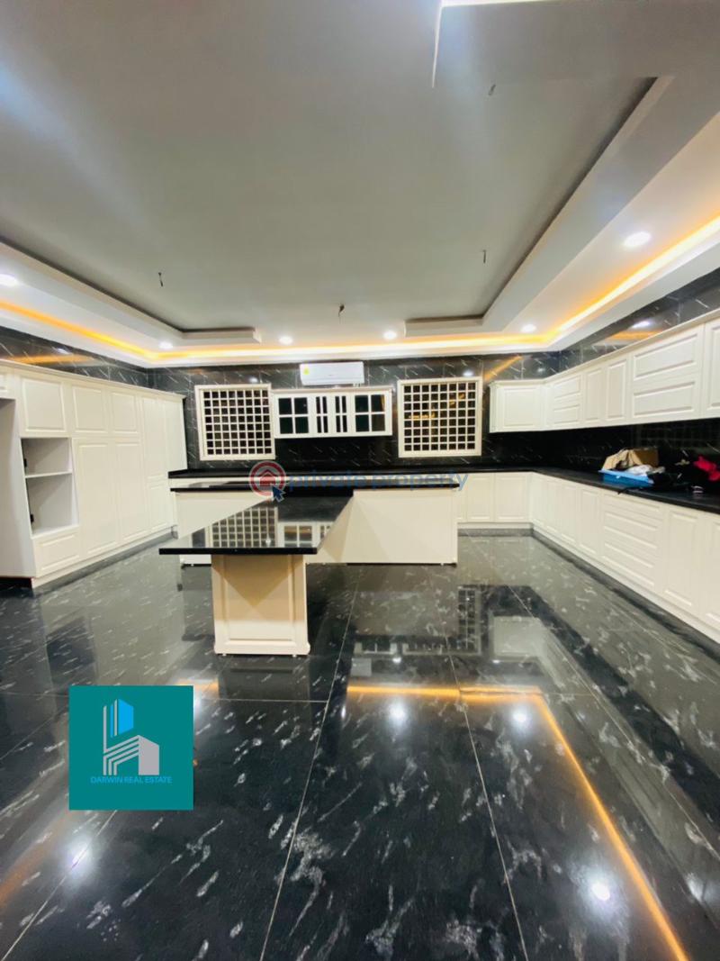 10 bedroom House For Sale Adjiriganor Accra East Legon  - 6