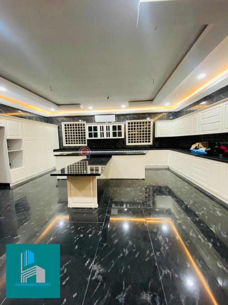 10 bedroom House For Sale Adjiriganor Accra East Legon  - 5