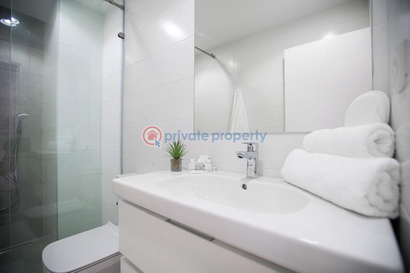1 bedroom Apartment Short let West Airport Airport Residential Area Accra - 9