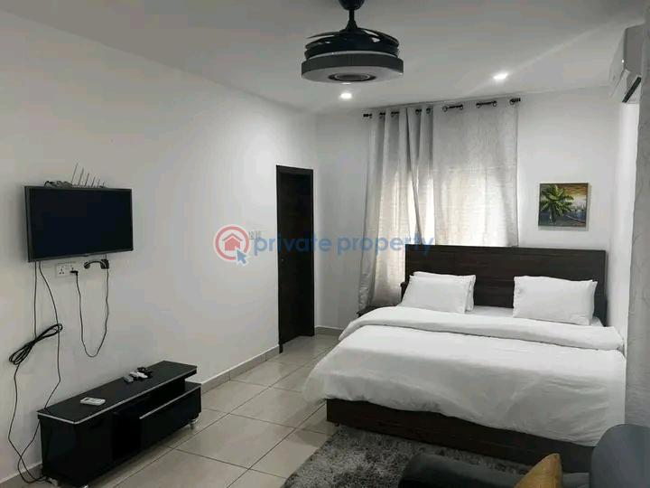 2 bedroom Apartment Short let North Labone Accra - 1