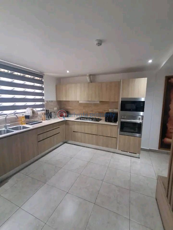 3 bedroom Townhouse For Rent Airport Residential Area Accra - 3