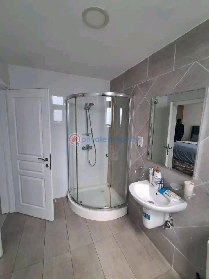 3 bedroom Townhouse For Rent Airport Residential Area Accra - 10